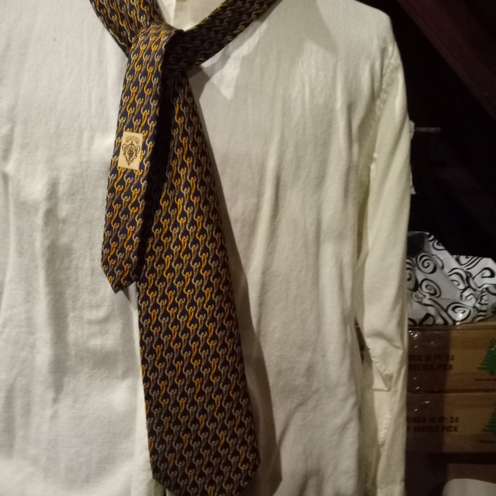 vintage GUCCI silk tie - Picture 7 of 8